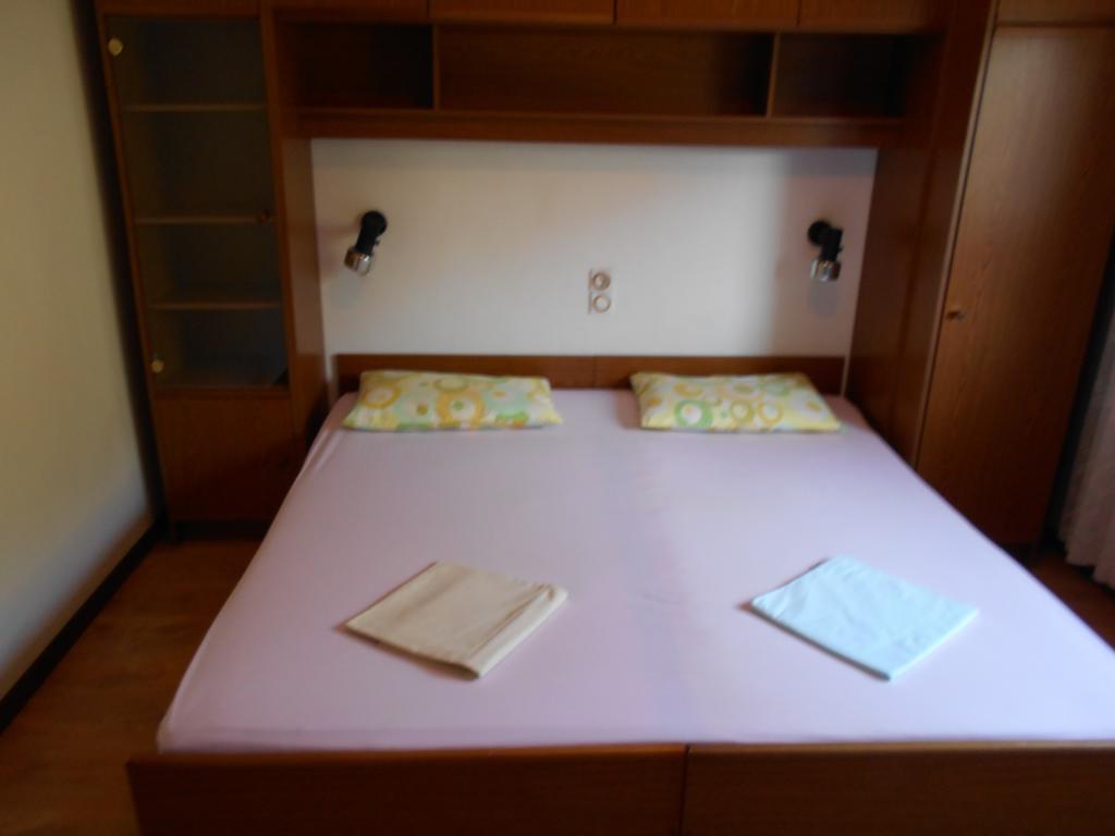 Apartments U Kapetana بونات الغرفة الصورة