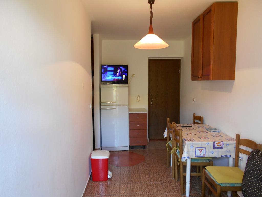 Apartments U Kapetana بونات الغرفة الصورة