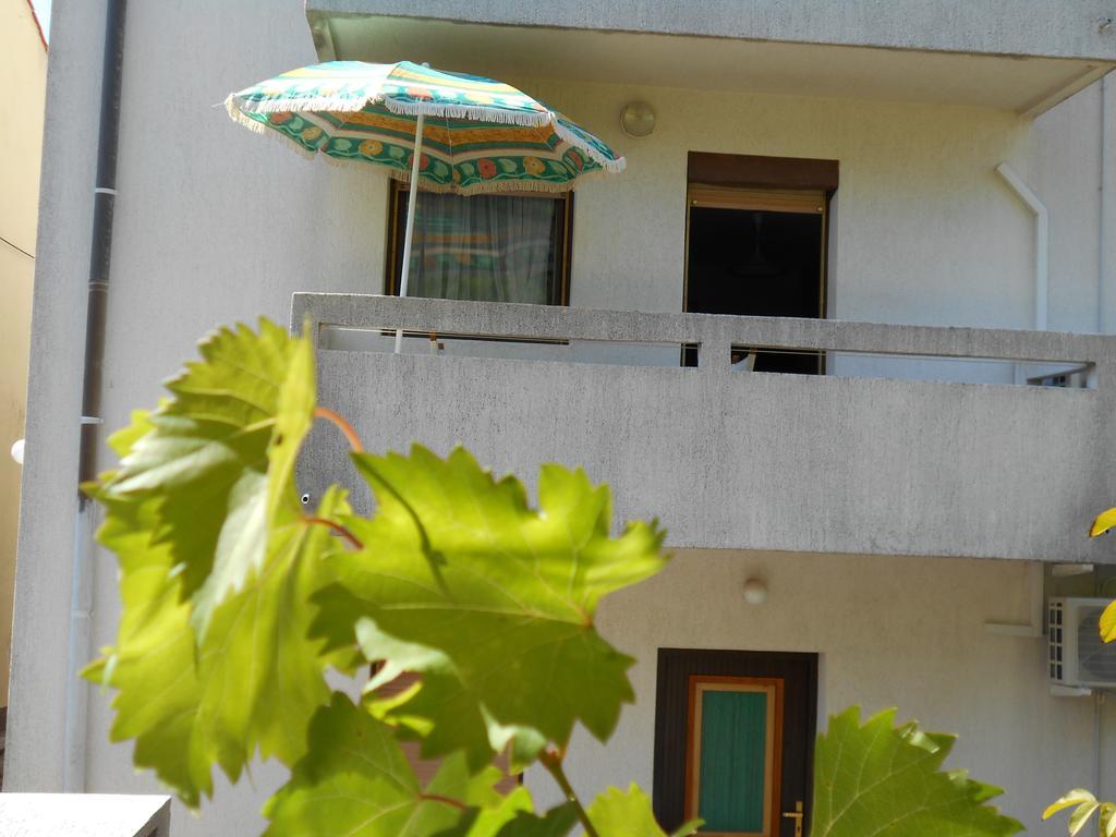 Apartments U Kapetana بونات الغرفة الصورة